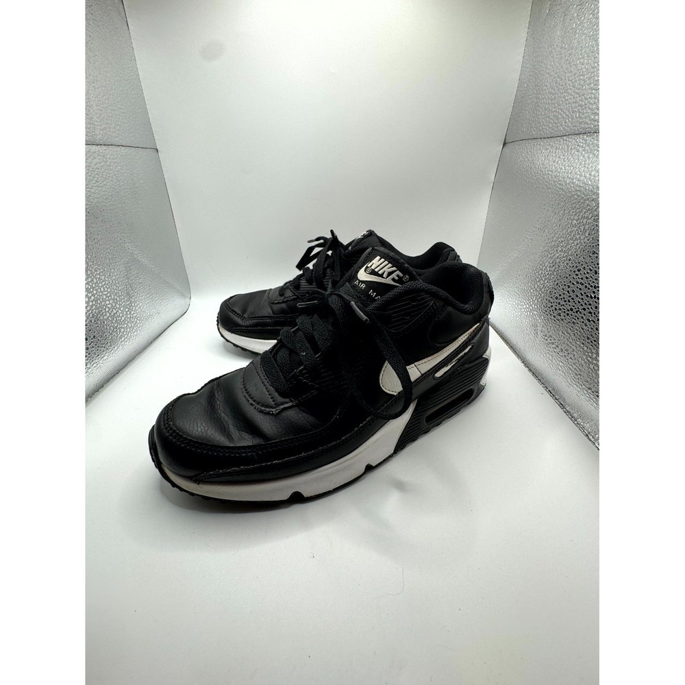Nike Air Max 90 Unisex Kids 6.5 Sneaker Black Leather‎ Low Top Lace Up Shoes